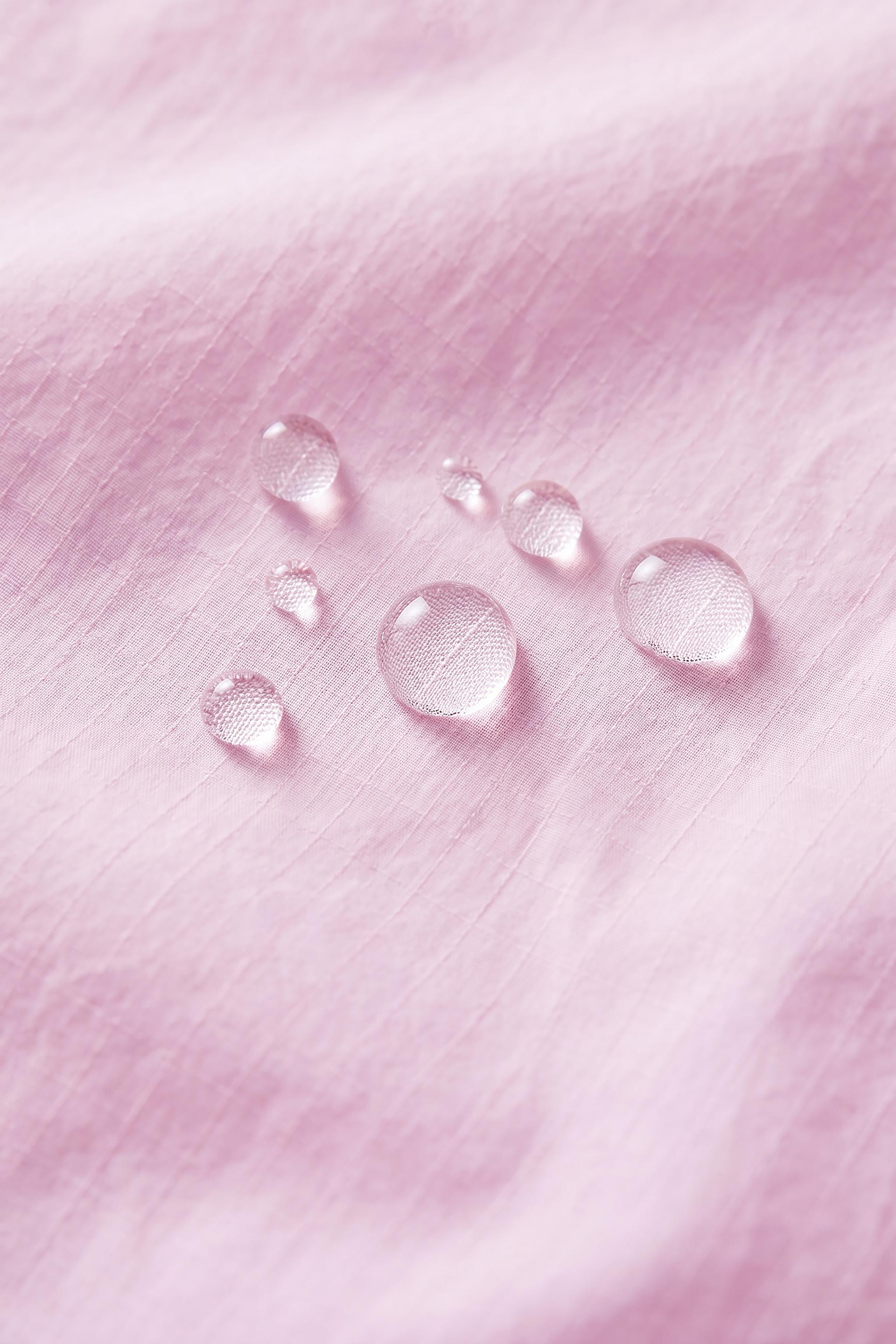 WATER REPELLENT HOODED RAINCOAT